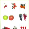 Искусственные фрукты (муляж: виноград, яблоко, чеснок, перец).