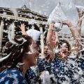 Как искусственные подушки и одеяла стали популярными?