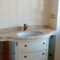 Изготовление столешниц для ванных комнат из натурального камня
