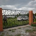 Ворота металлические с оригинальным дизайном