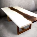 Белый стол в стиле лофт из слэба и эпоксидной смолы