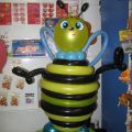 фигура из шаров "Пчелка"