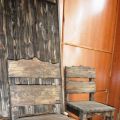 Столы, стулья, декоративные изделия из массива дерева "под старину"