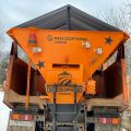 Пескоразбрасывающее оборудование КДМ SHockWorker в кузов самосвала КамАЗ-65115