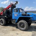 Лесовоз Урал 55571 c новым КМУ Велмаш-Палфингер