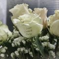 Букет из пяти белых роз