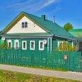 #1439. Калязин. Половина дома 74 м2 с участком 10 соток на ул. Урицкого.