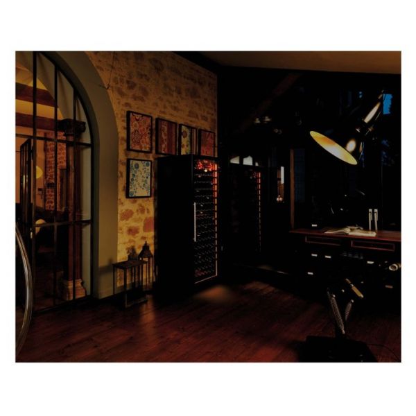 Eurocave V-Revel-L Винный шкаф, цвет черный, стеклянная дверь Full glass, максимальная комплектация, лицевые панели тёмные