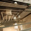 Подвесной металлический потолок: этапы установки