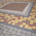 Укладка тротуарной плитки на бетонное основание