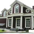 Фасадный архитектурный декор элементы из пенопласта (пенополистирола) для отделки фасада дома.