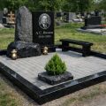 Изготовление гранитных памятников в Москве с установкой