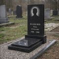 Прямоугольный памятник из черного гранита габбро диабаз дешево