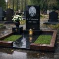 Комплекс мемориальный из гранита на могилу с установкой
